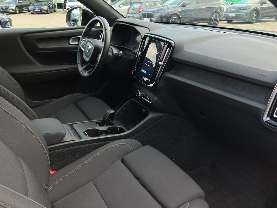 Volvo EX40 Extended Range Plus 5d