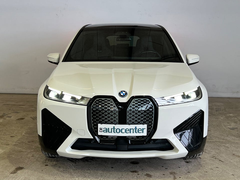 BMW iX xDrive40 Sport 5d
