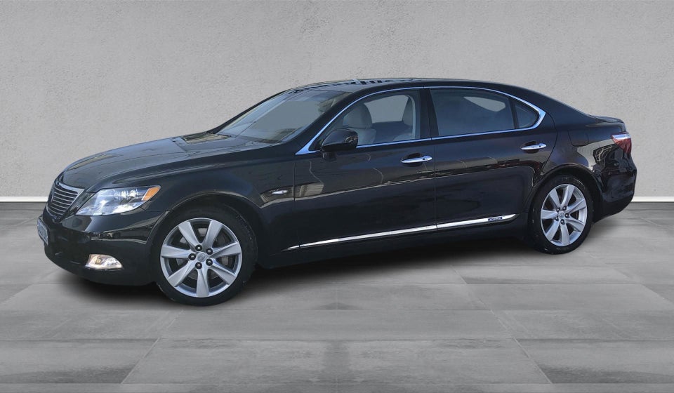 Lexus LS600h L 5,0 Wellness aut. 4d