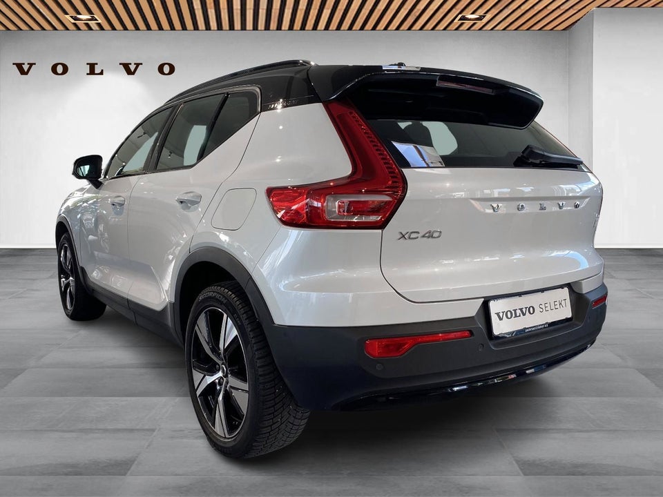 Volvo XC40 P6 ReCharge Pro 5d