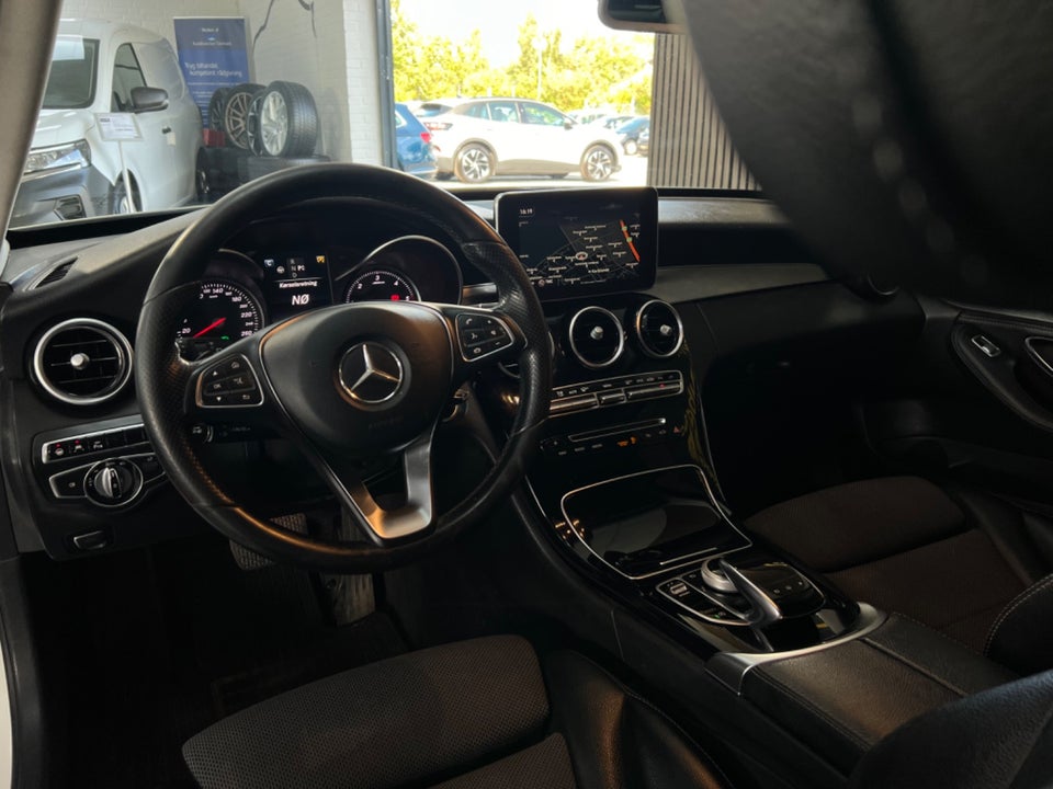 Mercedes C250 d 2,2 AMG Line stc. aut. 5d