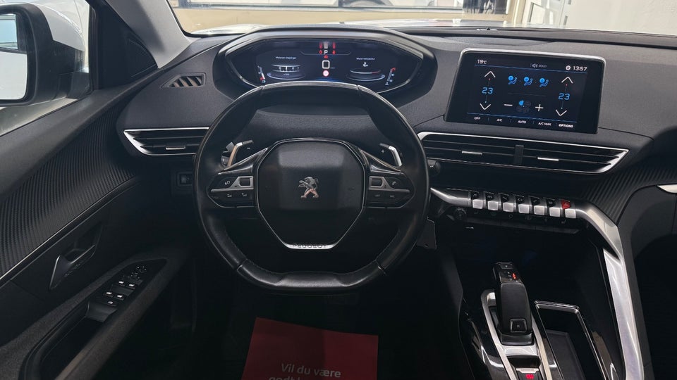 Peugeot 5008 1,2 e-THP 130 Allure EAT6 7prs 5d