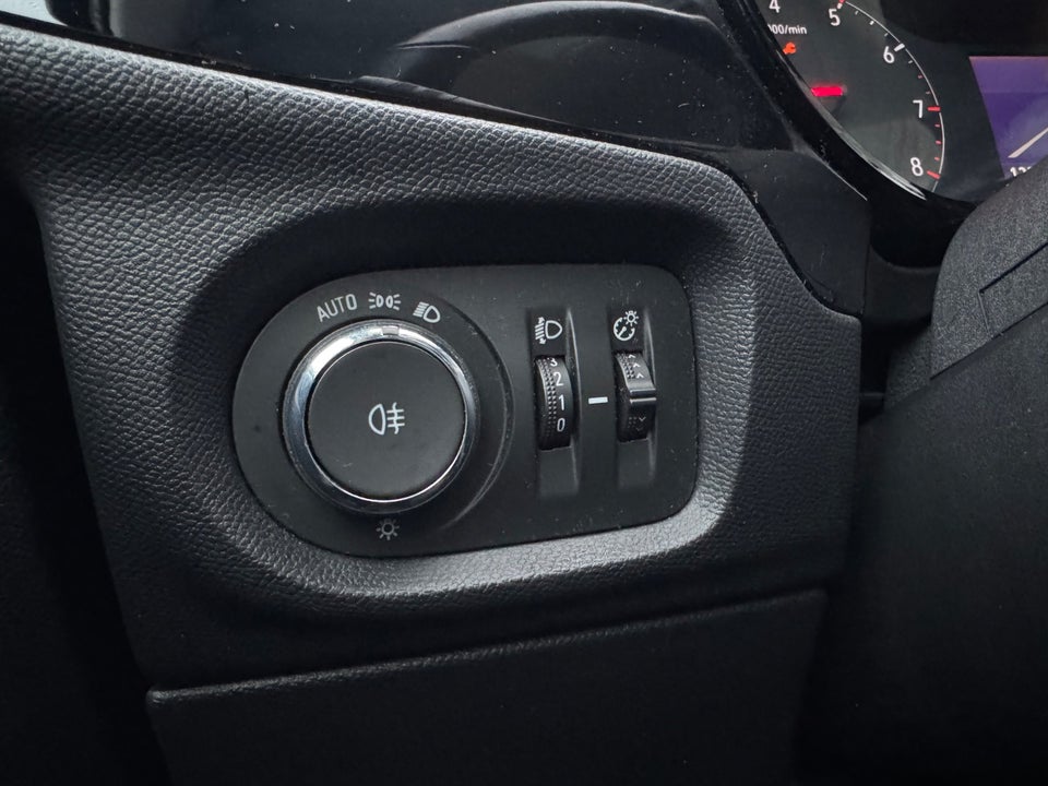 Opel Corsa 1,5 D 102 Edition 5d