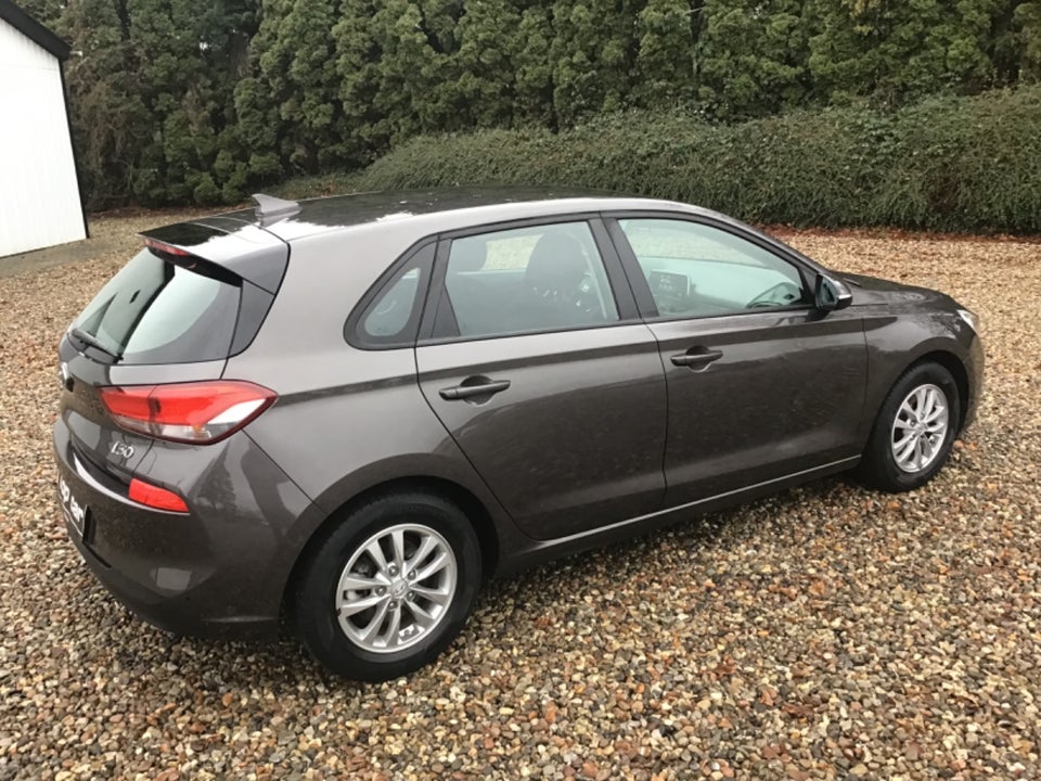 Hyundai i30 1,0 T-GDi Life+ 5d