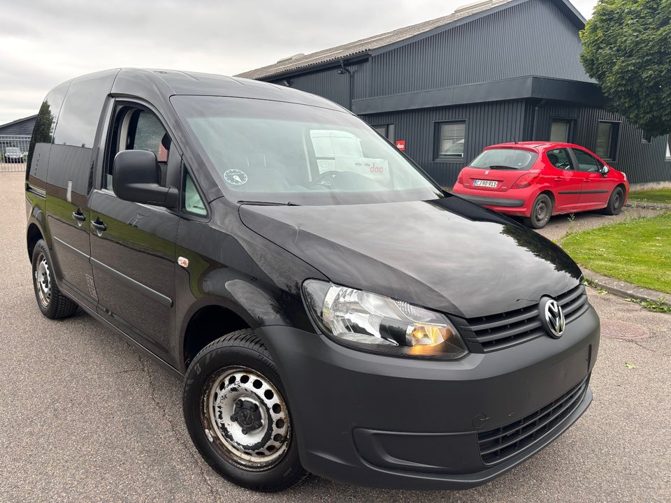 VW Caddy 1,6 TDi 102 BMT Van 5d