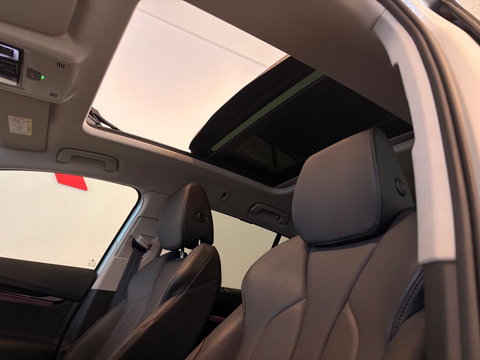 Skoda Enyaq 80 iV Design Selection Suite 5d