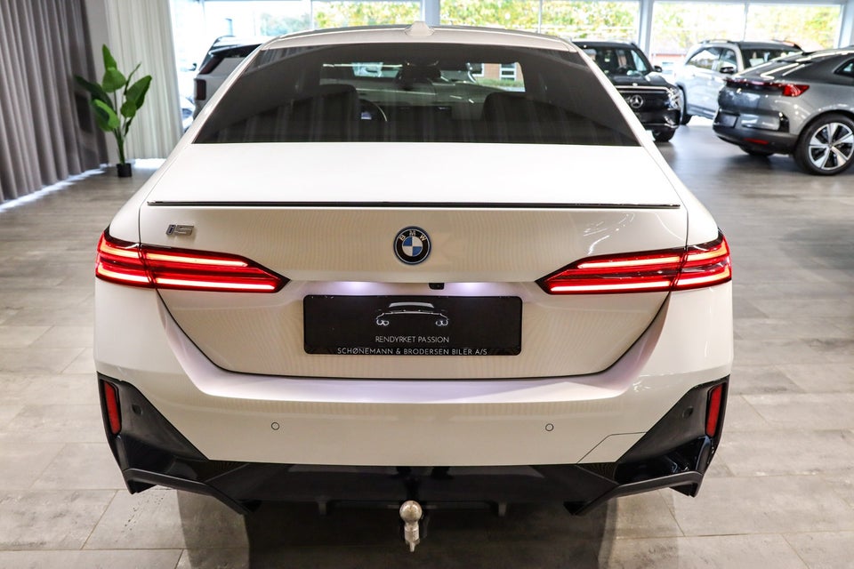 BMW i5 eDrive40 M-Sport Pro 4d