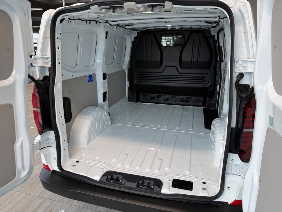 VW e-Transporter 64 Comfort Kassevogn SWB