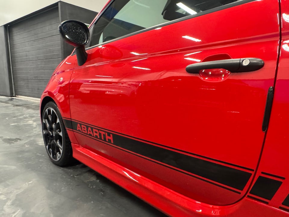 Abarth 595 1,4 T-Jet 180 Competizione aut. 3d