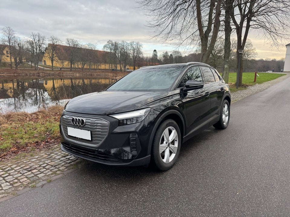 Audi Q4 e-tron 35  5d
