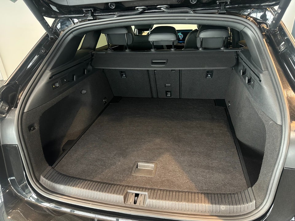 VW ID.7 77 Pro Tourer 5d