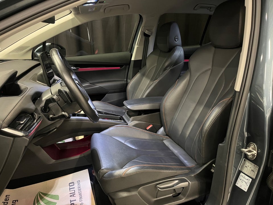 Skoda Enyaq 80 iV Suite 5d