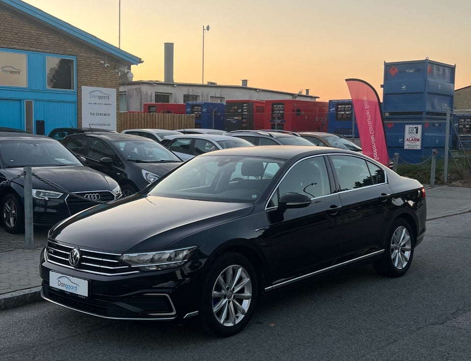 VW Passat 1,4 GTE+ DSG 4d