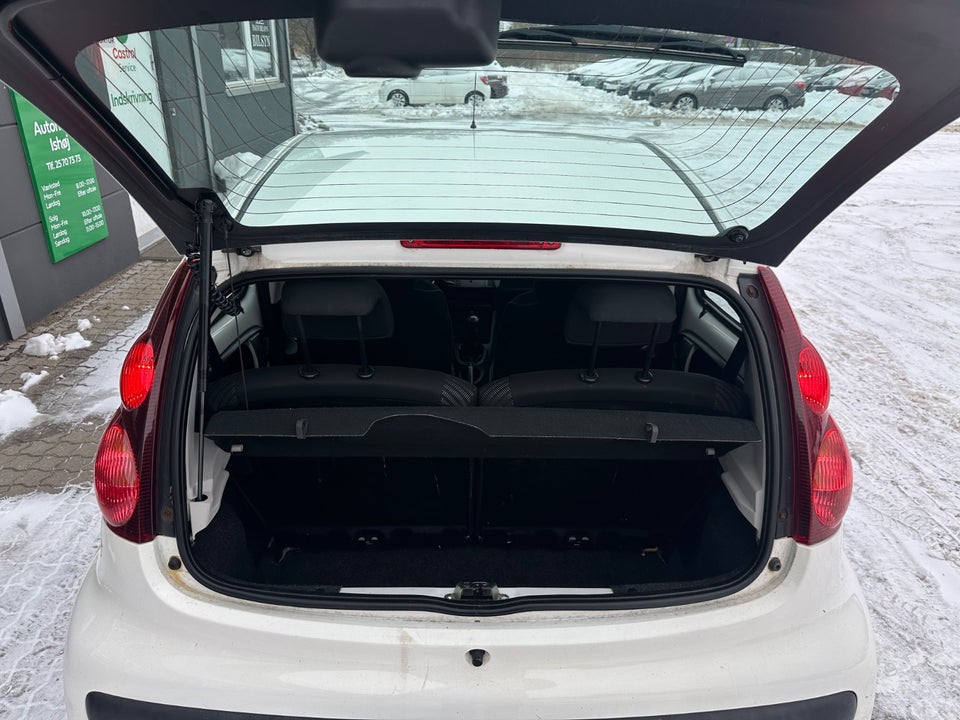 Peugeot 107 1,0 Active 5d