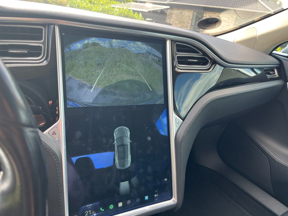 Tesla Model S 70D 5d