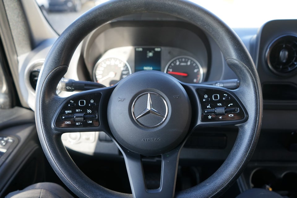 Mercedes Sprinter 317 2,0 CDi A3 Kassevogn aut. RWD