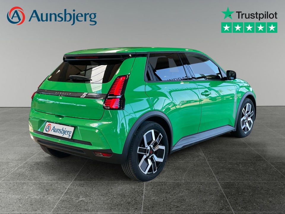 Renault 5 E-Tech 40 Techno 5d