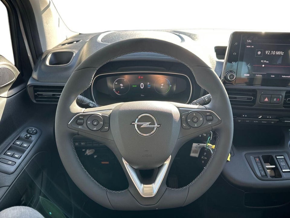 Opel Combo-e Life 50 Ultimate L1 5d