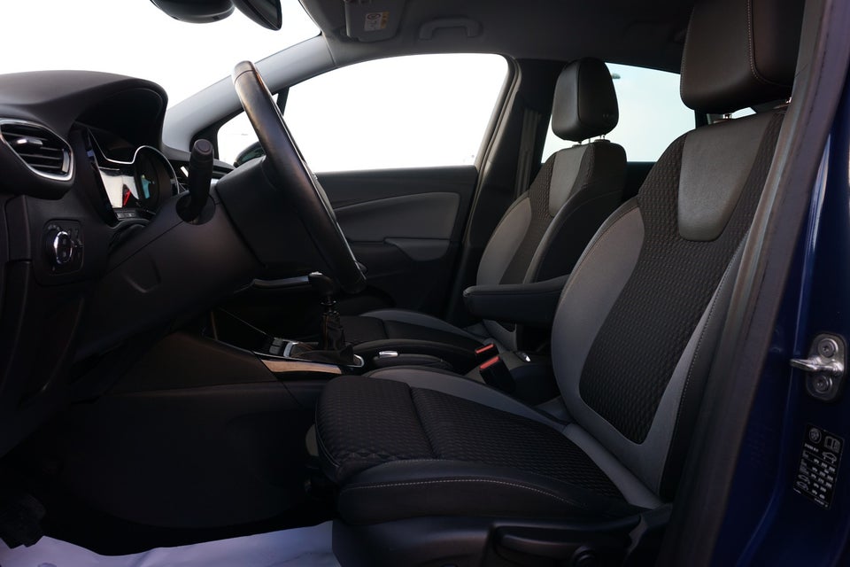 Opel Crossland X 1,2 T 110 Sport 5d