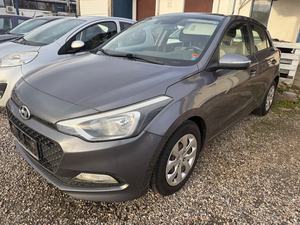 Hyundai i20 1,25 Trend 5d
