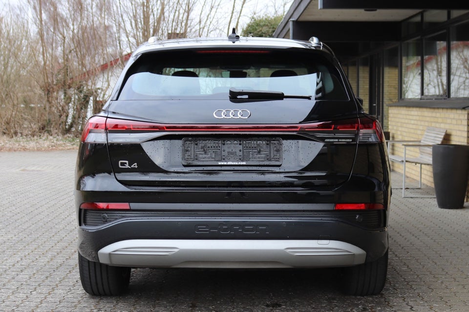 Audi Q4 e-tron 40 Advanced 5d