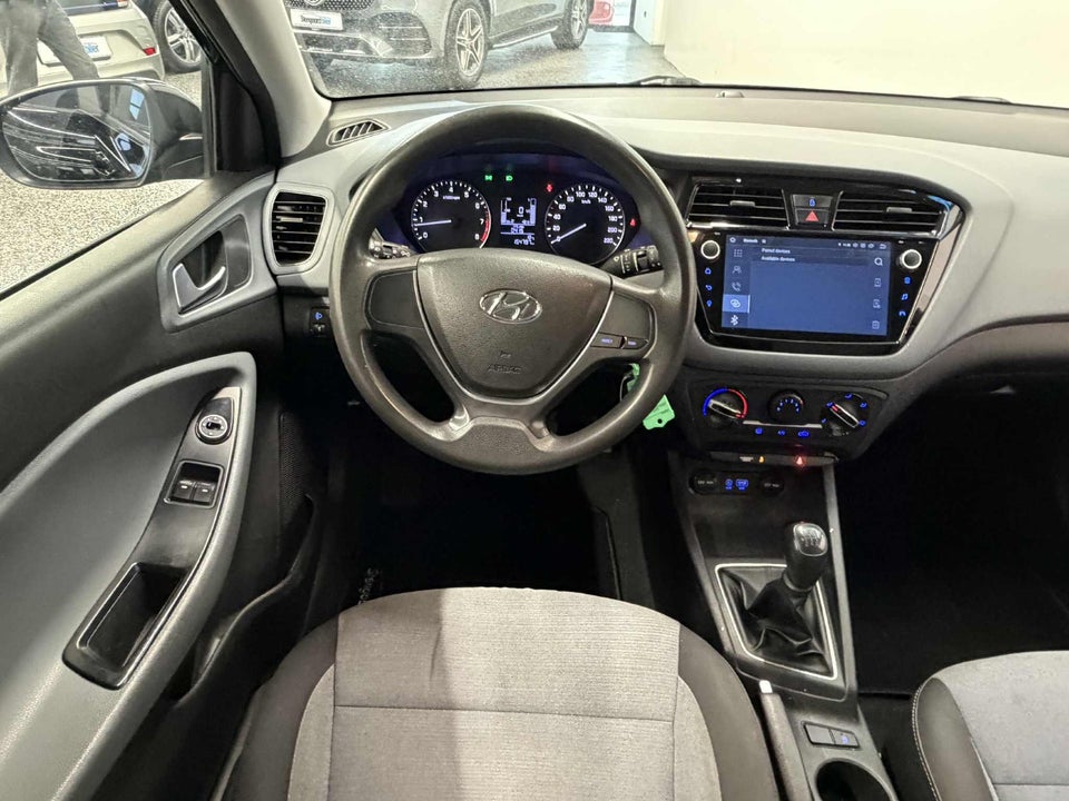 Hyundai i20 1,25 Classic Go! 5d