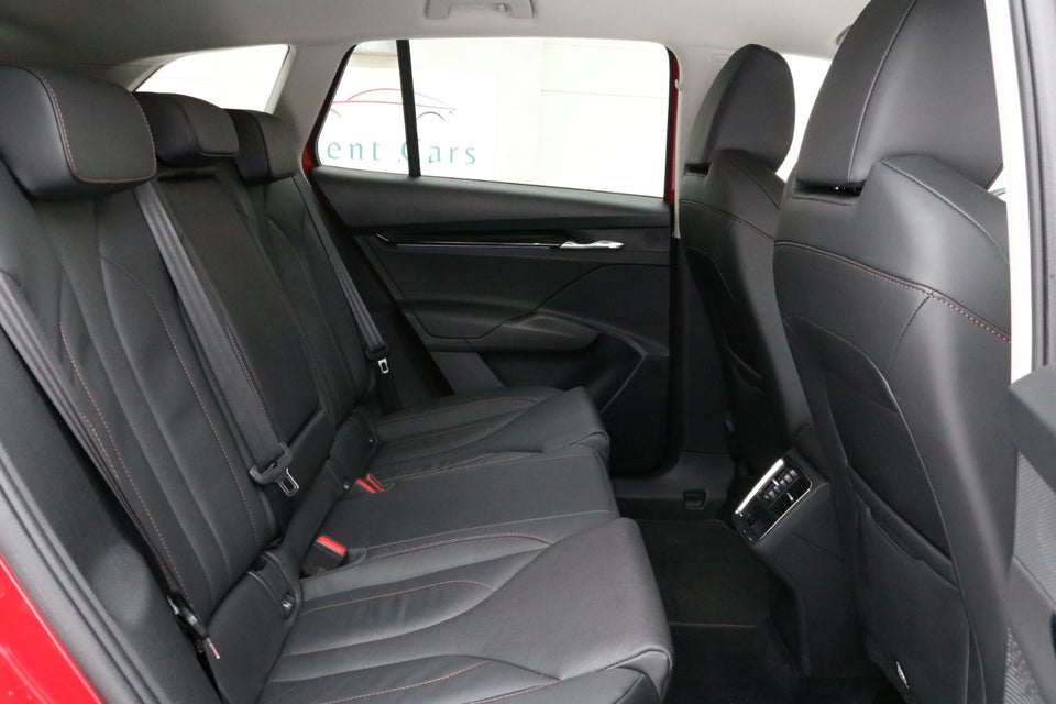 Skoda Enyaq 80 iV Plus Suite 5d