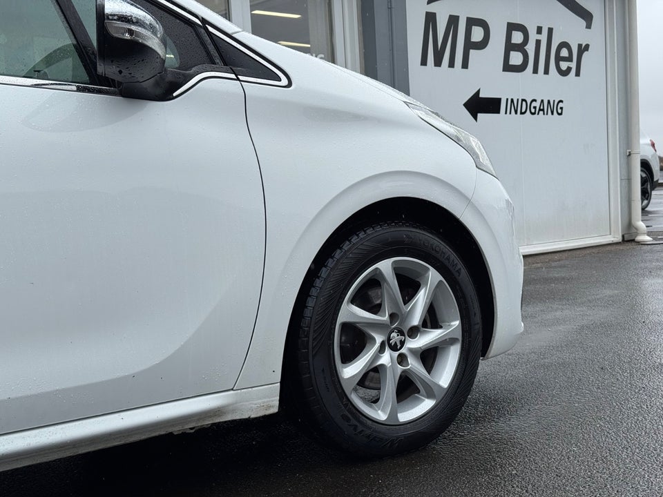 Peugeot 208 1,6 BlueHDi 100 Active+ 5d