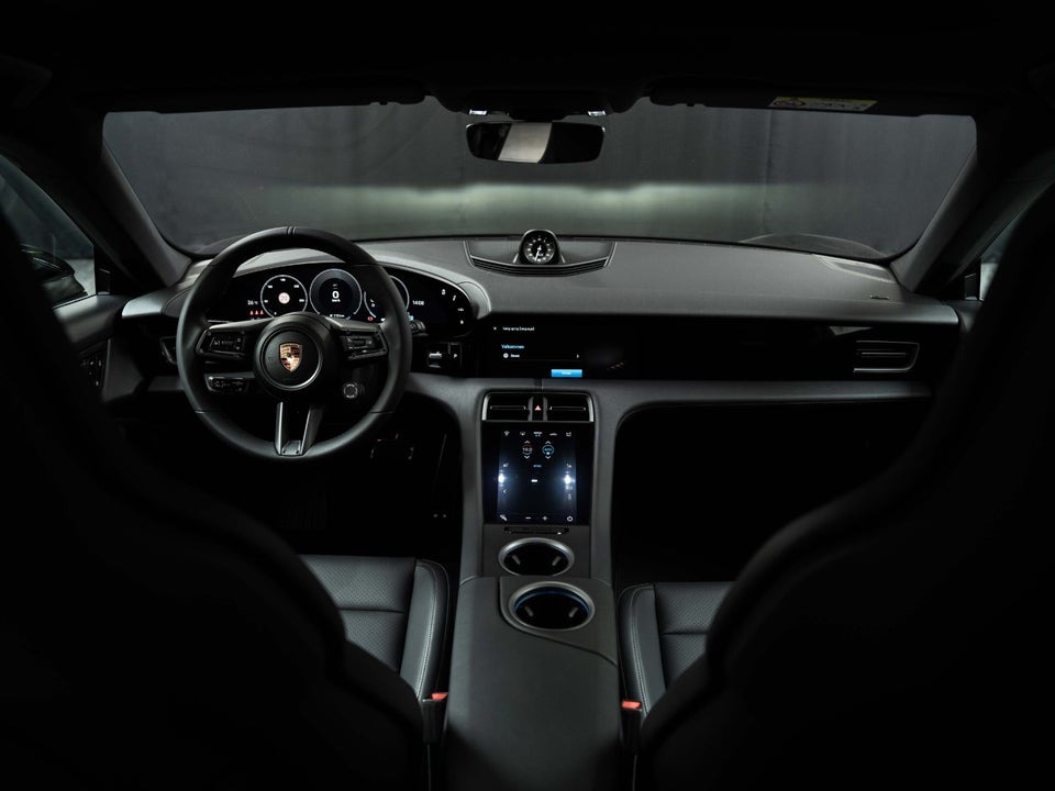 Porsche Taycan Performance+ Sport Turismo 5d