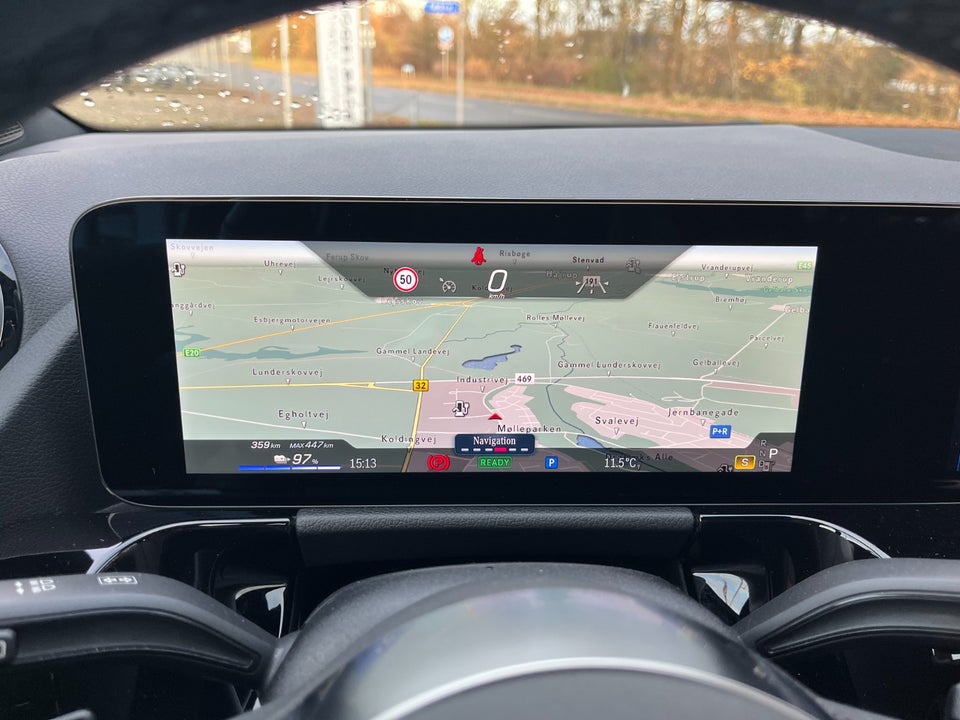 Mercedes EQA300 Progressive 4Matic 5d