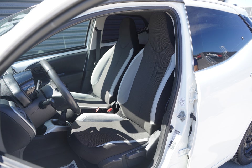 Toyota Aygo 1,0 VVT-i x-cite 5d