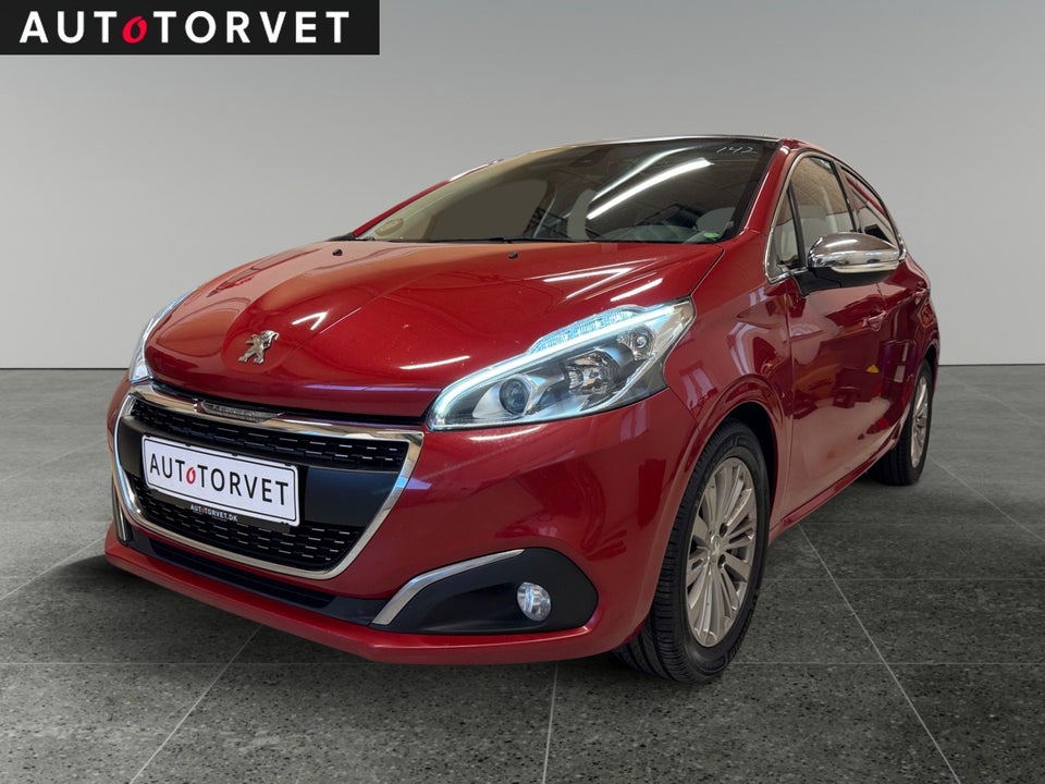Peugeot 208 1,6 BlueHDi 100 Allure Sky 5d