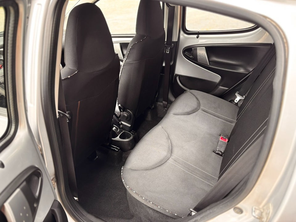 Citroën C1 1,0i Attraction 5d