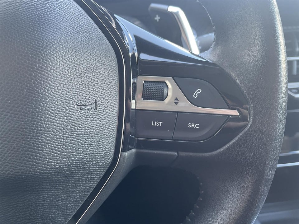 Peugeot 2008 1,5 BlueHDi 130 Allure Pack EAT8 5d