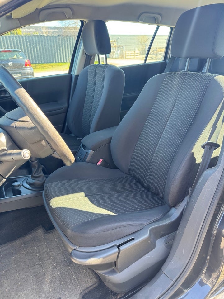 Renault Megane II 1,6 Authentique Comfort stc. 5d