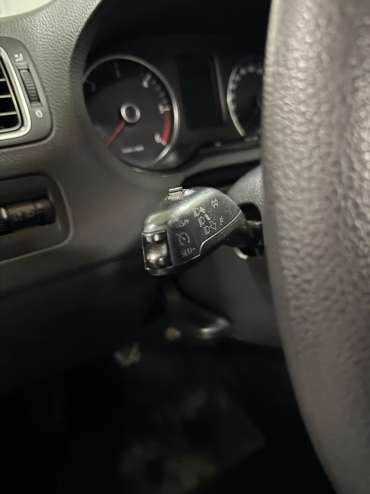 VW Polo 1,6 TDi 90 Comfortline 5d