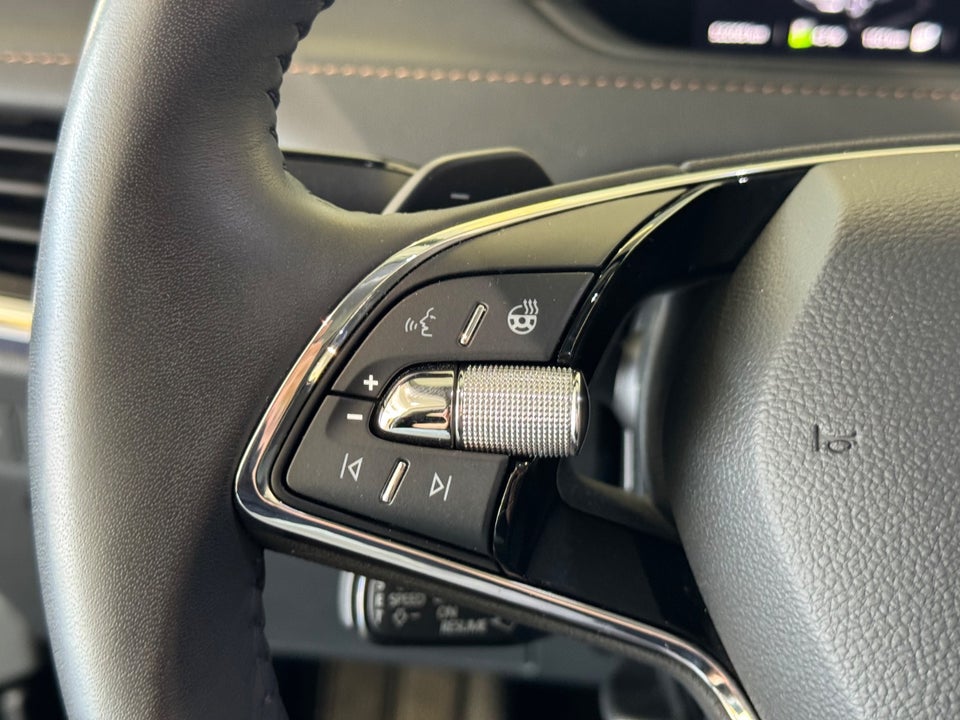 Skoda Enyaq 80 iV Suite 5d