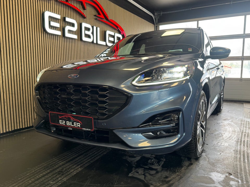 Ford Kuga 2,5 PHEV ST-Line X CVT 5d