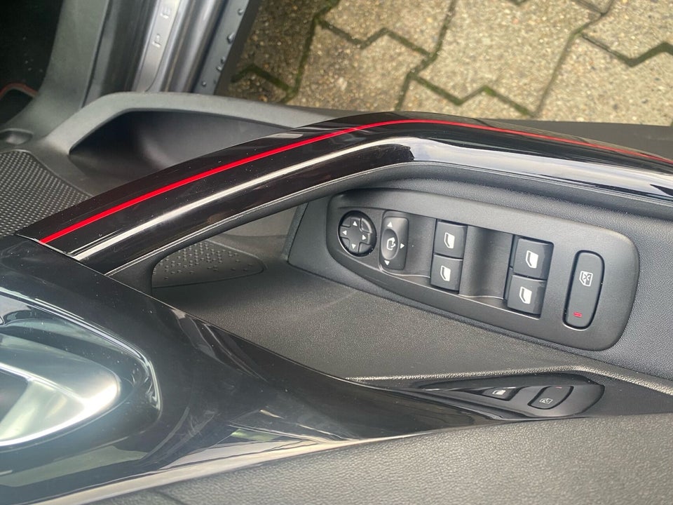 Peugeot 2008 1,5 BlueHDi 120 GT Line EAT6 5d