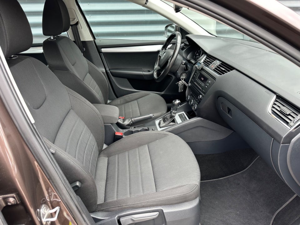 Skoda Octavia 1,8 TSi 180 Elegance DSG 5d