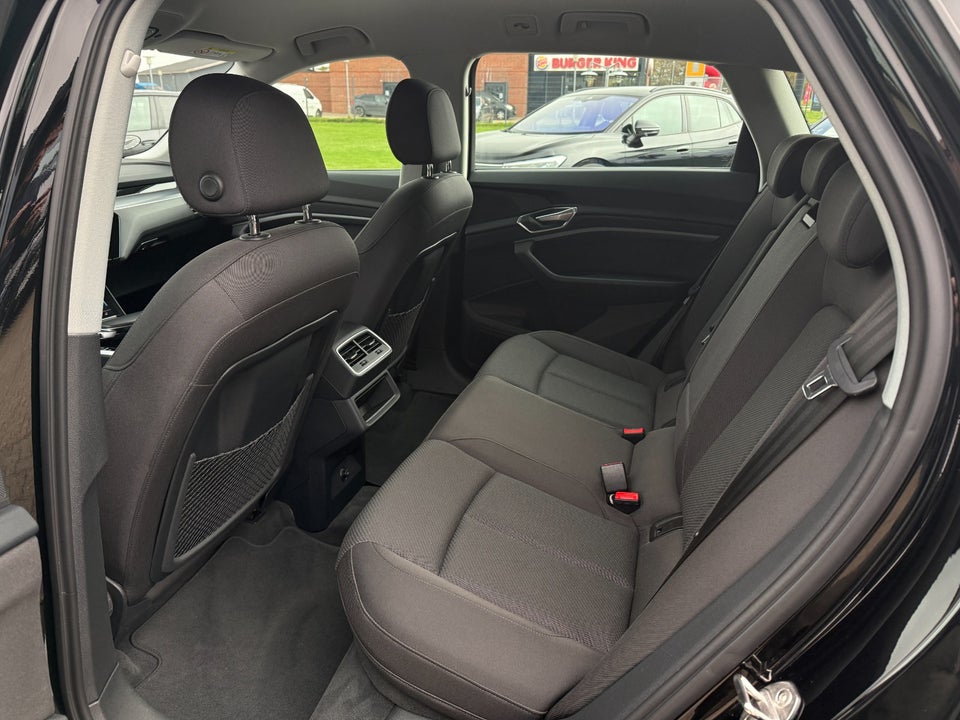 Audi e-tron 50 quattro 5d