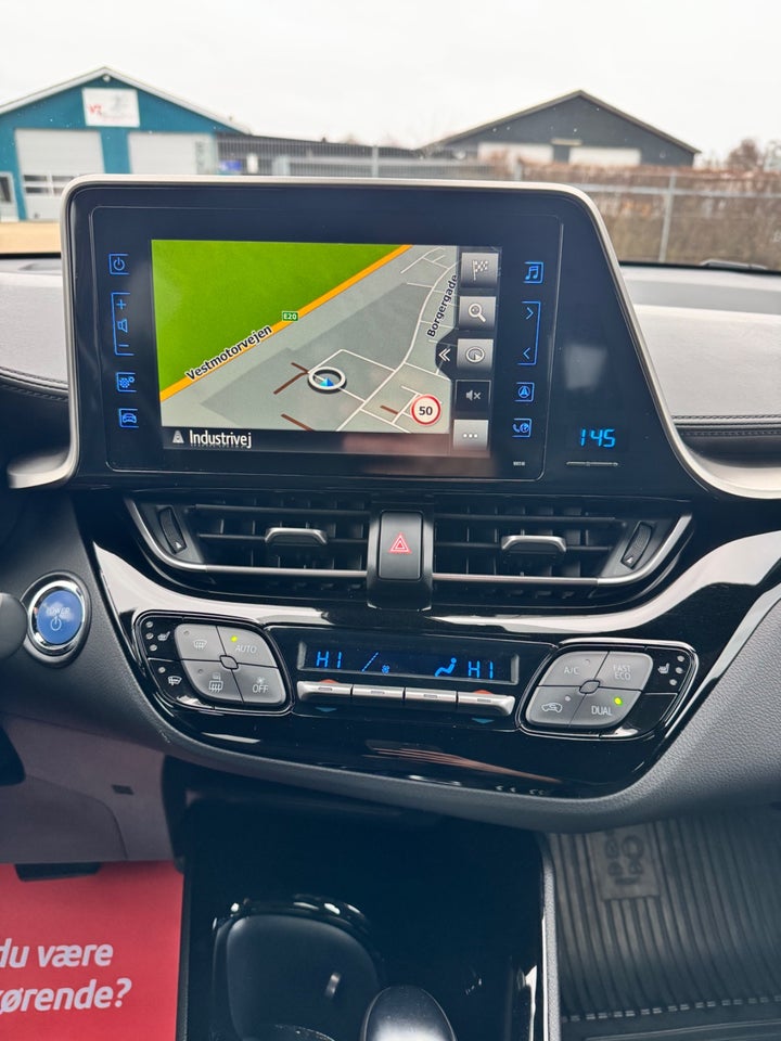 Toyota C-HR 1,8 Hybrid C-LUB CVT 5d