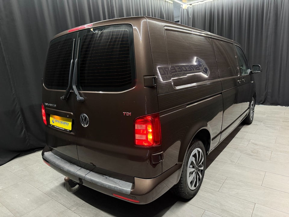 VW Transporter 2,0 TDi 204 Kassevogn DSG lang
