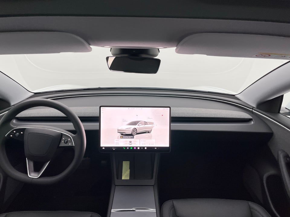 Tesla Model 3 RWD 4d