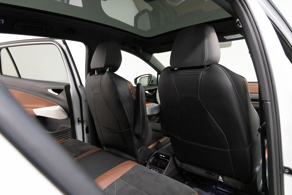 VW ID.4 77 Pro Performance Tech 5d