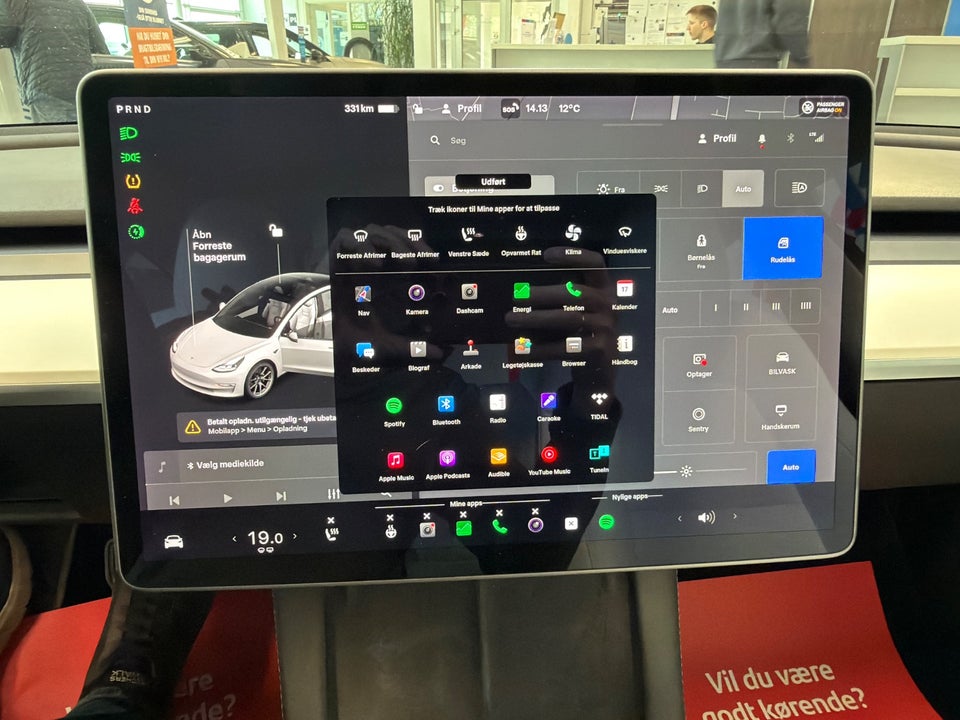 Tesla Model 3 RWD 4d