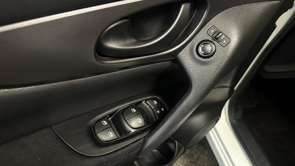 Nissan Qashqai 1,2 Dig-T 115 Visia 5d