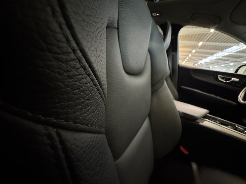 Volvo XC60 2,0 T6 ReCharge Inscription aut. AWD 5d