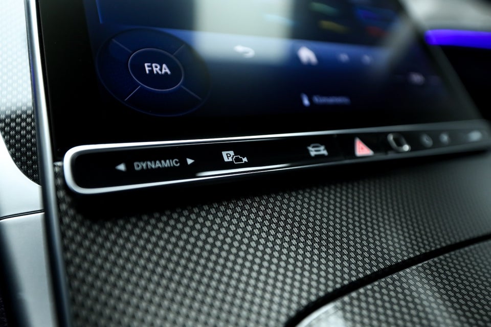 Mercedes C220 d 2,0 AMG Line stc. aut. 5d