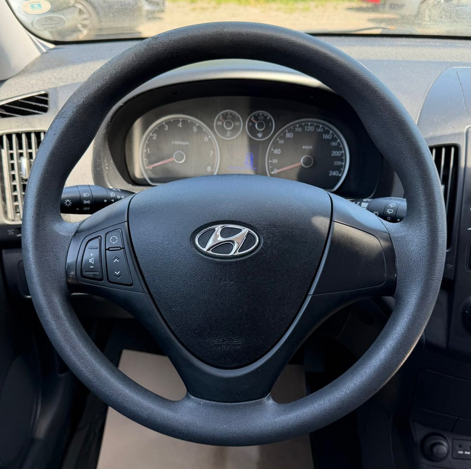 Hyundai i30 1,4 CVVT World Cup CW 5d